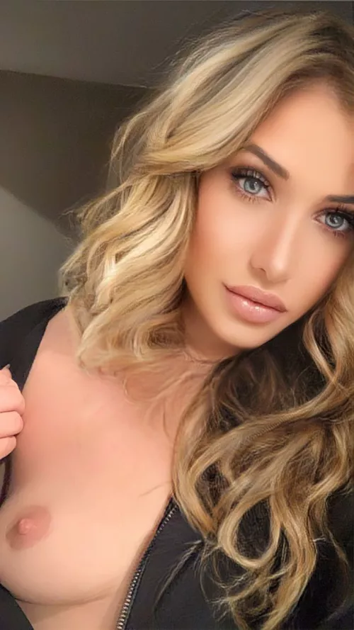 Am I your type? by caligirlnextdoor