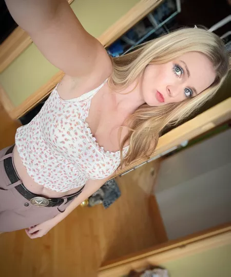 Am I your type or nah? by BellaHasMoreFun