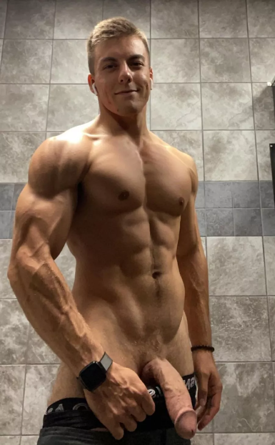 Am ready 🥰 posted by gorrilagw