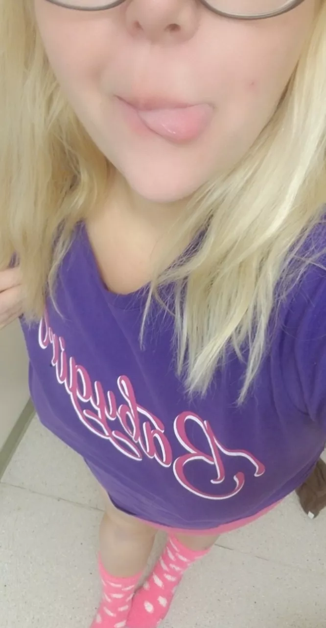 Am small, just like My Daddy likes😘 posted by Cherry_Calypso