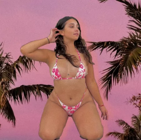 Amanda Arcuri by OldAesthetics