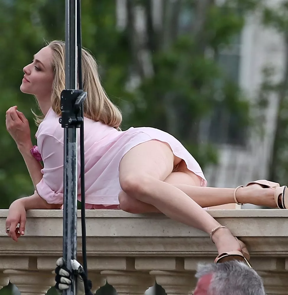 Amanda Seyfried posted by AntwanJenkins12