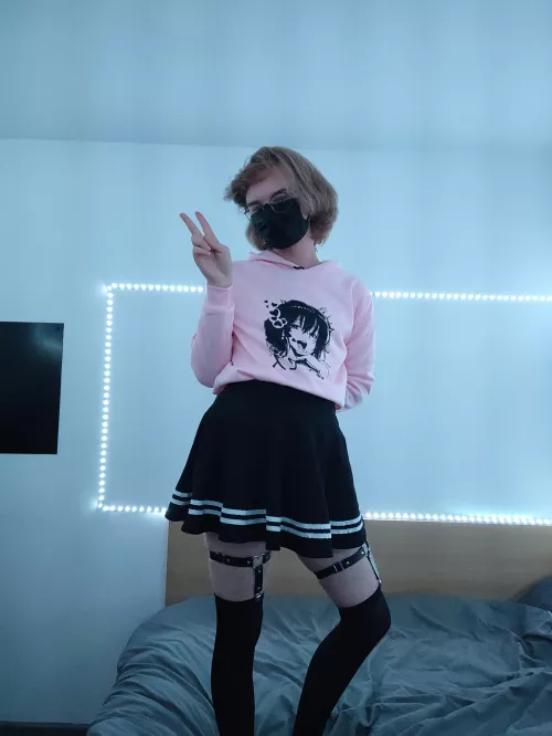 amateur first time post, hope u guys like it :D by Skadoot_