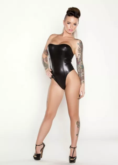 Amazing legs by dirtyhotporn