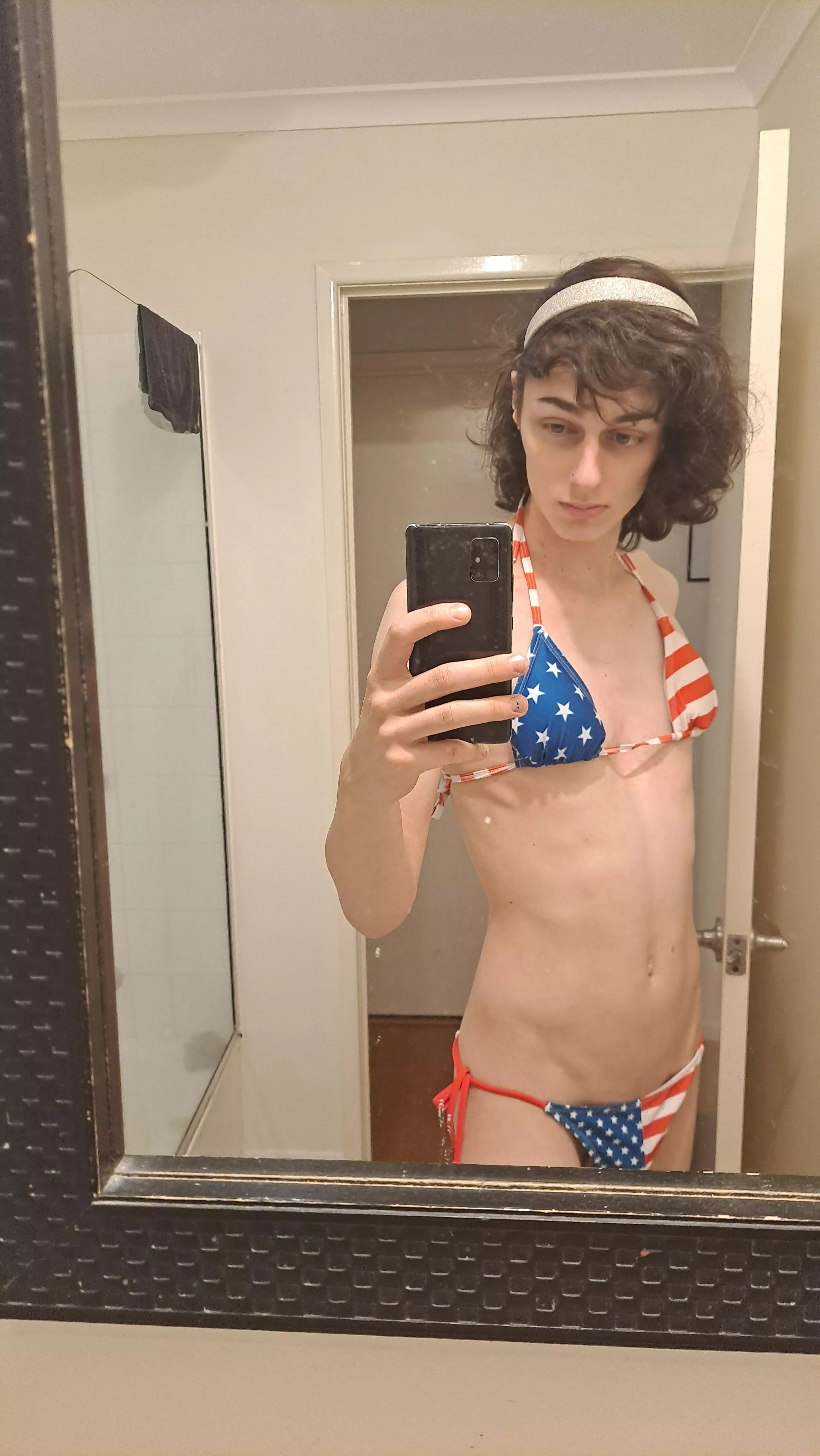 American Transgirl😘 posted by curiousindividual1