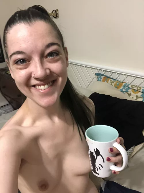 An accidental tease 😉 maybe the other nipple will come out later 🤭 by keepingthisasecret