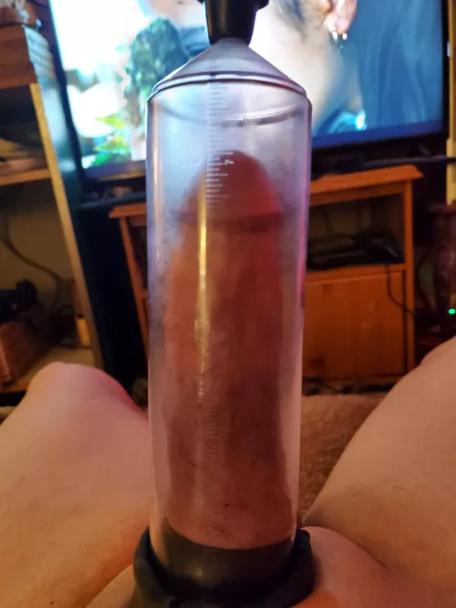 An afternoon pump session by cuddlez4u