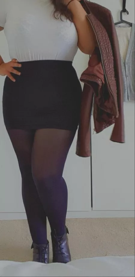 An edgy streak runs through us all [F] [OC] by Amylovest34