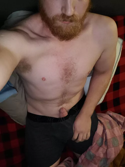 An old friend I haven't talked to in years, snapped me and told me she was getting divorced. I wonder why. by Hornblowerthrow