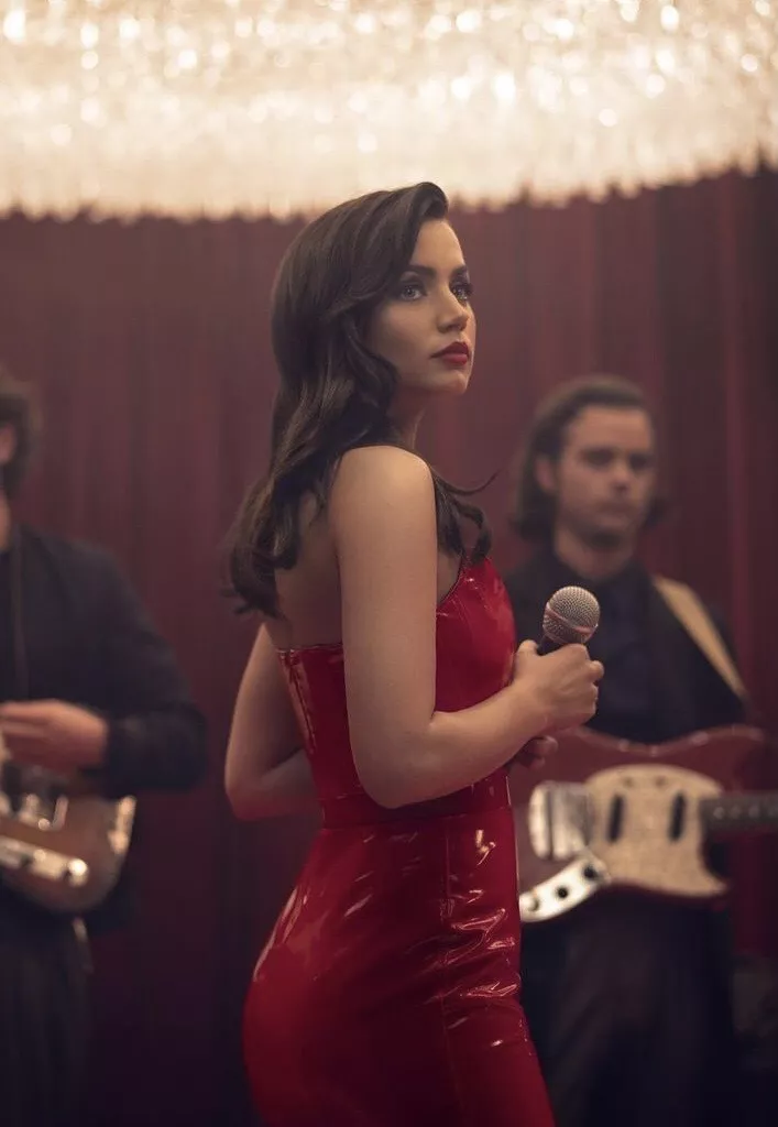 Ana de Armas posted by Habitual_Emigrant