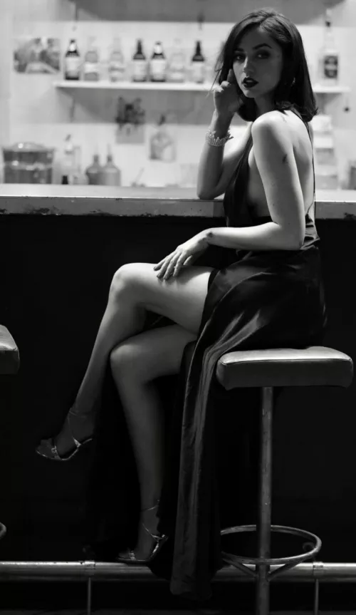 Ana de Armas is the perfect Bond girl by James007BondUK