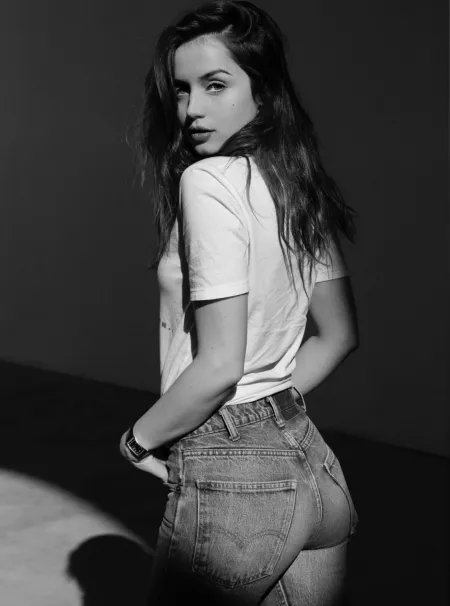 Ana de Armas by FlaLibertine