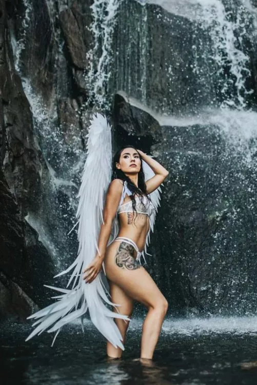 Angel or demon you decide by Adde1986