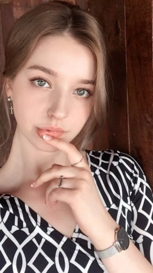 Angelina Danilova by ROMVS