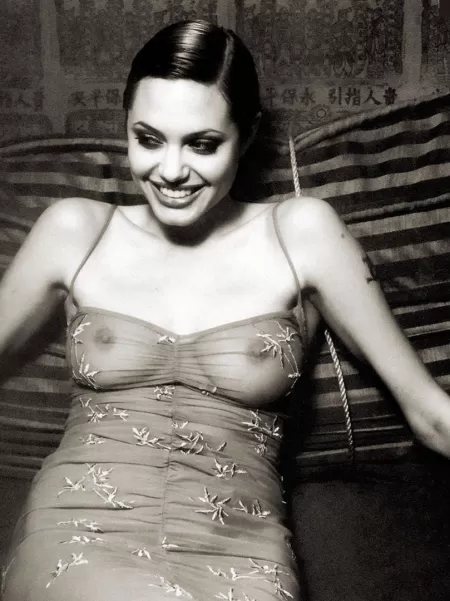 Angelina Jolie by silverlightthings