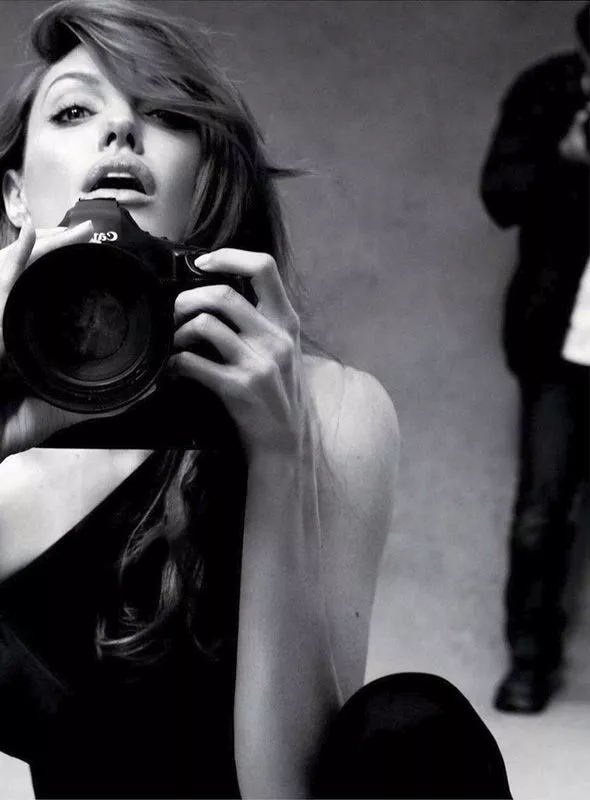 Angelina Jolie posted by fixture-units