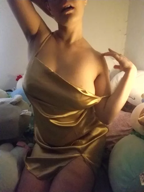 *Angelina Jolie in Beowulf vibes* 😜 @nixiethorn by nixiethorn