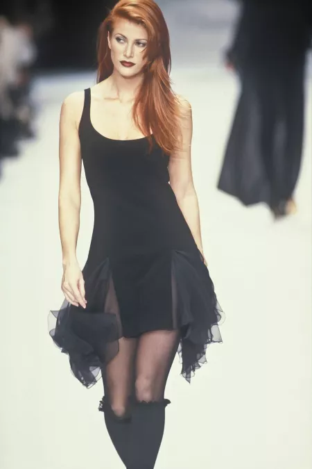 Angie Everhart by jredton