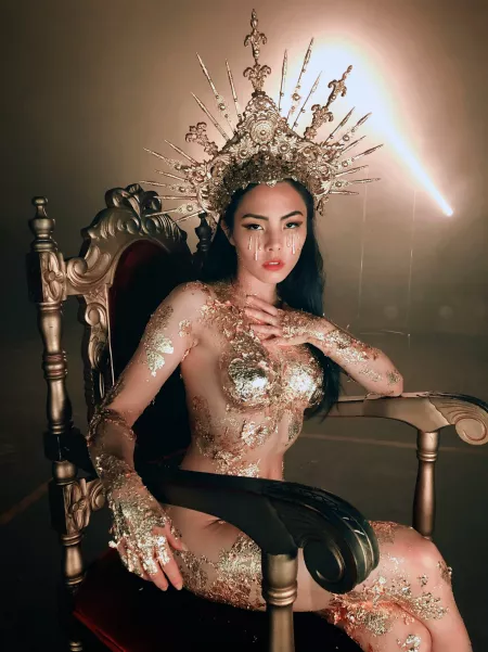 Anna Akana - body paint by NotRealOpinions