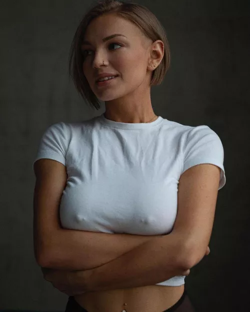 Anna (@anna_nuit) [instagram] by Maxwell-95