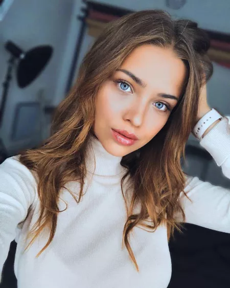 Anna Belik by CASHMERE1977