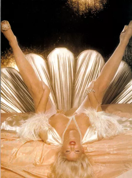 Anna Nicole Smith in spanish Playboy, August 1994 by Bronxtrixie86