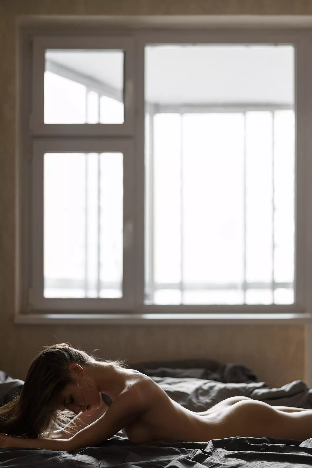 Anna Tsaralunga posted by 717