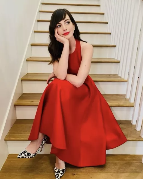 Anne Hathaway by beepbeepstreet