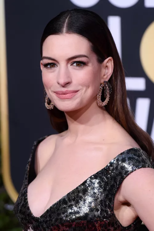 Anne Hathaway by julf-chi
