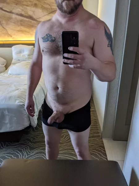 Another boring work trip.... by Beachbeard