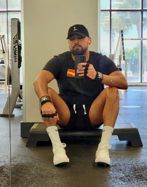 Another day Another damn pimple 😒 by Freshlysqueezeddaily