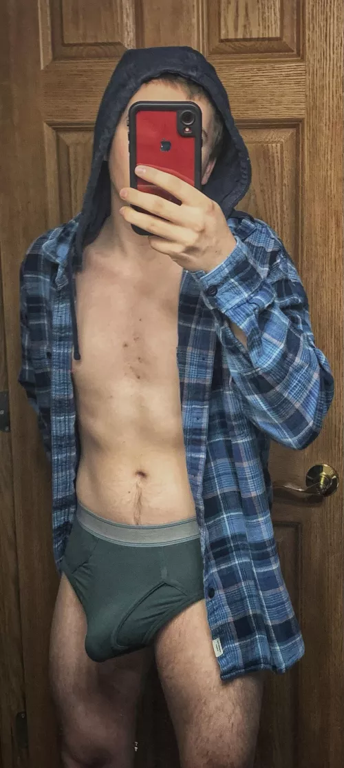 Another day of trying to avoid pants😉 by Autzy23