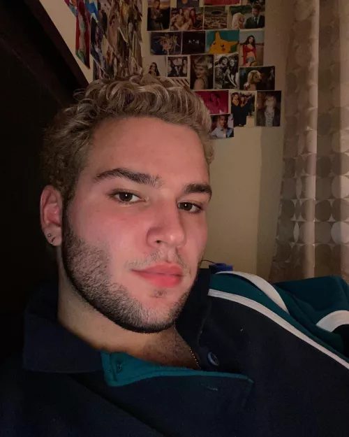 Another Friday selfie! by buffyboyblues