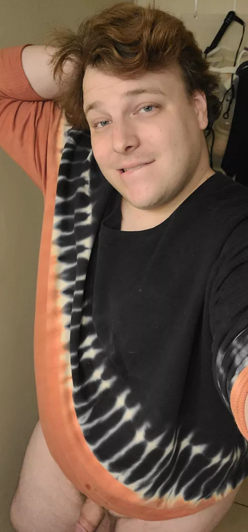 Another from the set I took with my sweater. So comfy <3 by TheKnudist