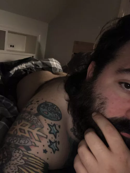 Another lazy Monday by subbearded1