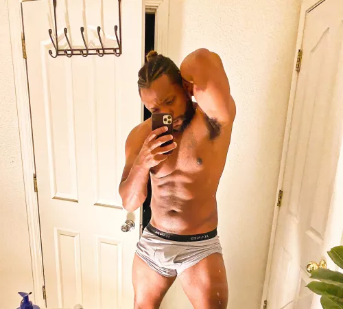 Another night, another pose for you all. by justabrowithdough