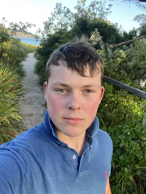 Another pic in pretty much the same place except I thought the light was nice by DerekekLeon