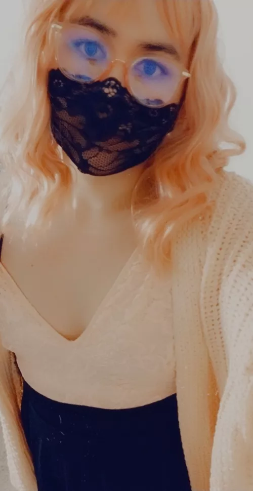 Another pink selfie 💕🌸 by OnTheFemSide