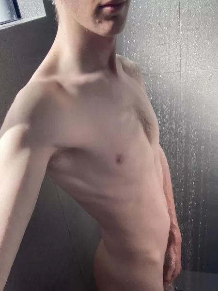 Another shower pic for you all! (Dms open) by _Dawnlight
