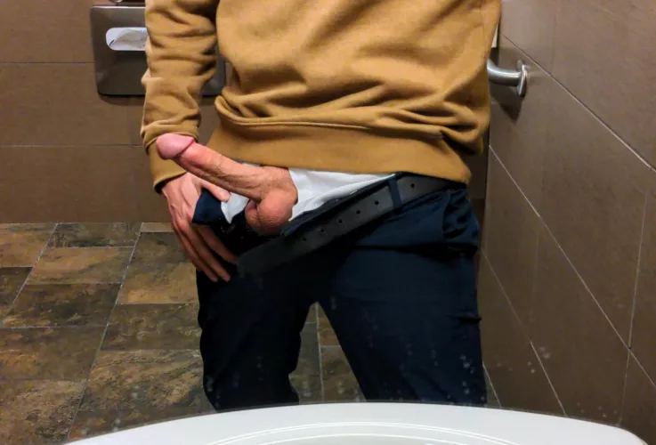 Another slow day at work, you know what that means.. by rvcaman