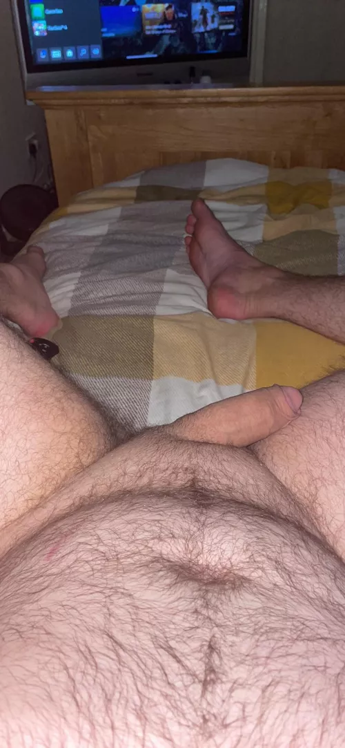 Any bears, cubs or chubs want to chat 💬 by GalactusCub