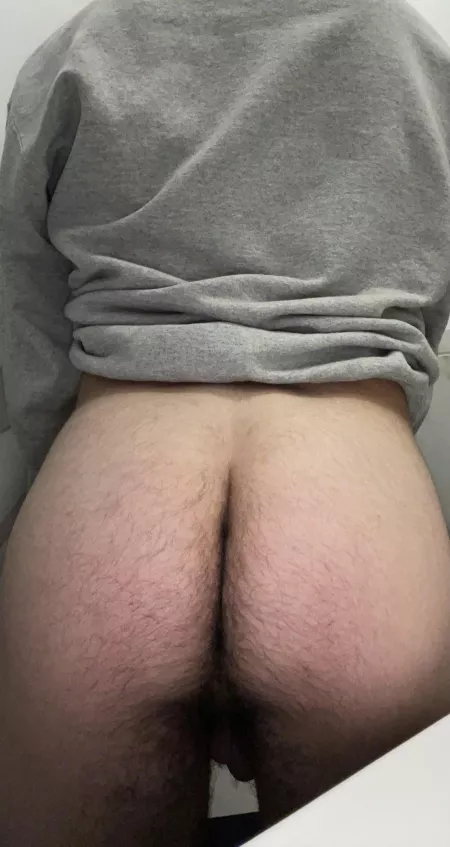 any bros wanna play with my big ass? by yourfavoriteboy00