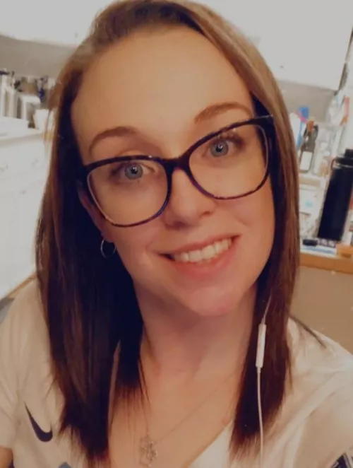 Any bullies that can chat about my mom and abusing her I got pics by we_back