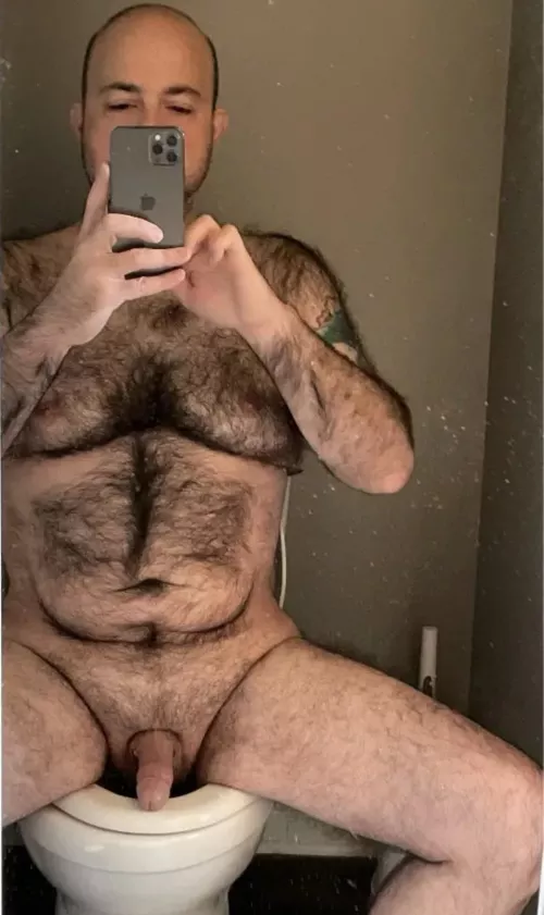 Any Chicago area peeps? I need some people to hang naked with. by Bimarrieddad73