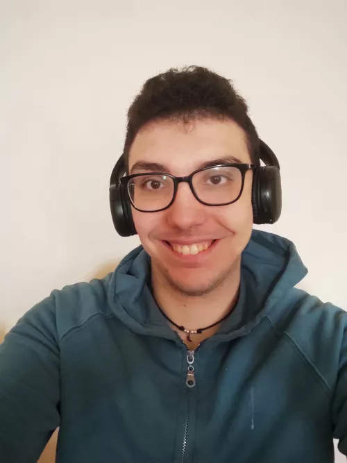 Any chubby gaymers around my age (26) want to game and cuddle? by cece95x