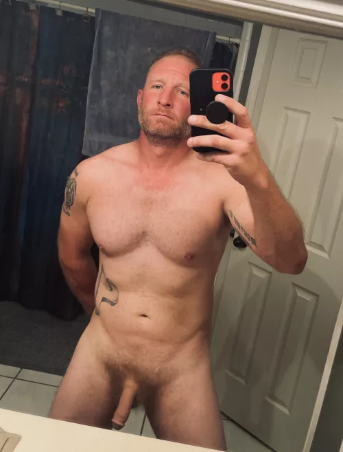 Any fun sexy ladies want to start celebrating New Years with an early bang?[37] by rod4texas