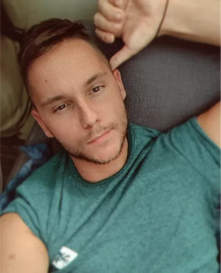 Any good netflix recommendation ? Kinda bored 😩💤 by erkson99