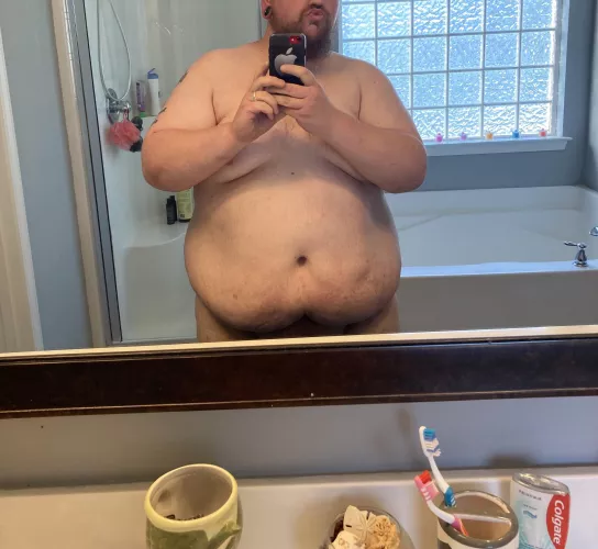 Any gorgeous BBW’s out there that like to smoke weed and get their feet rubbed? Let’s talk 😘 SC: lunkers69 by Lunkers69