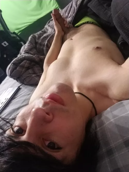 Any hairless skinny boys on? by Fatguyinayellowcoat