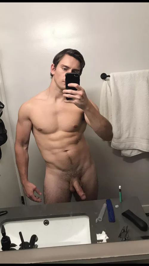 Any kinky queens out there? by fedsmoker16